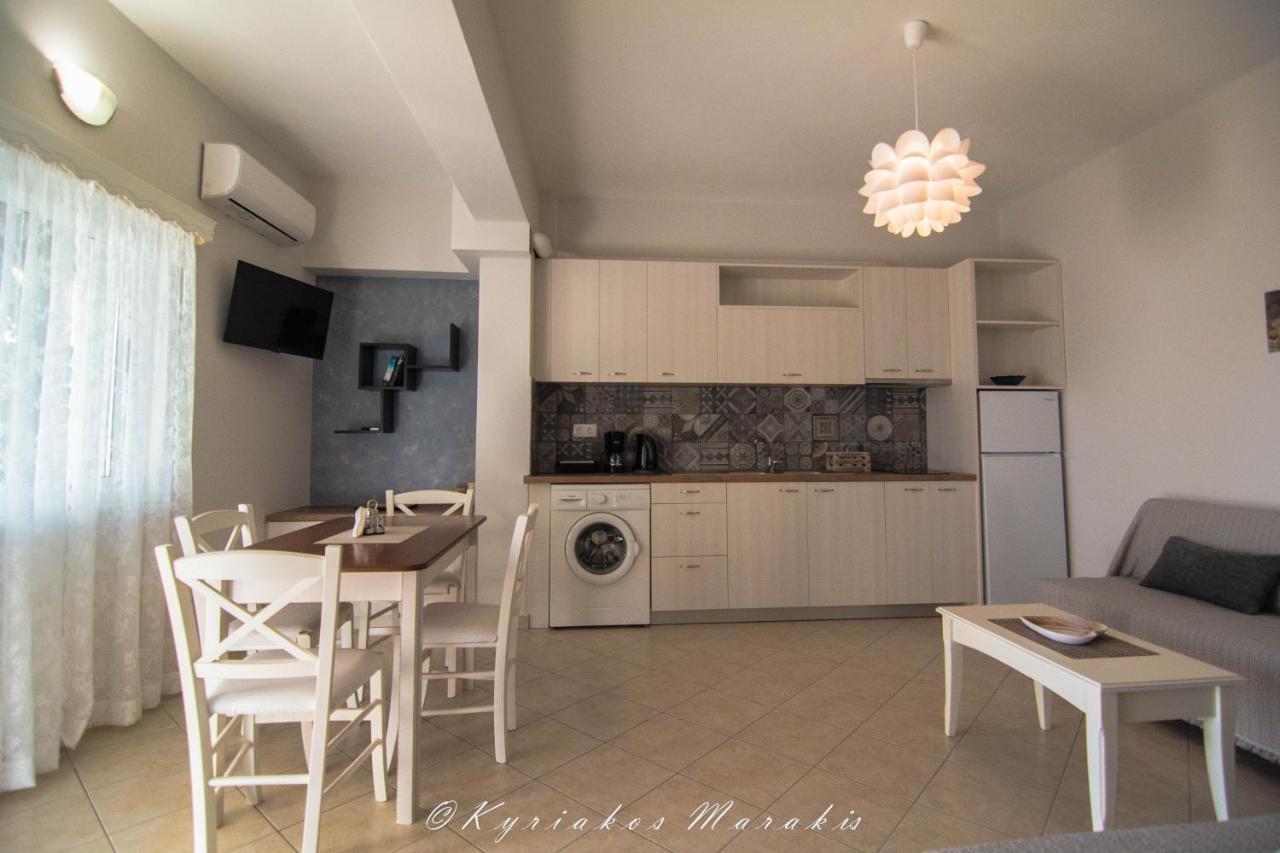 La Casa Del Vitsi Apartamento Palaiochora Exterior foto